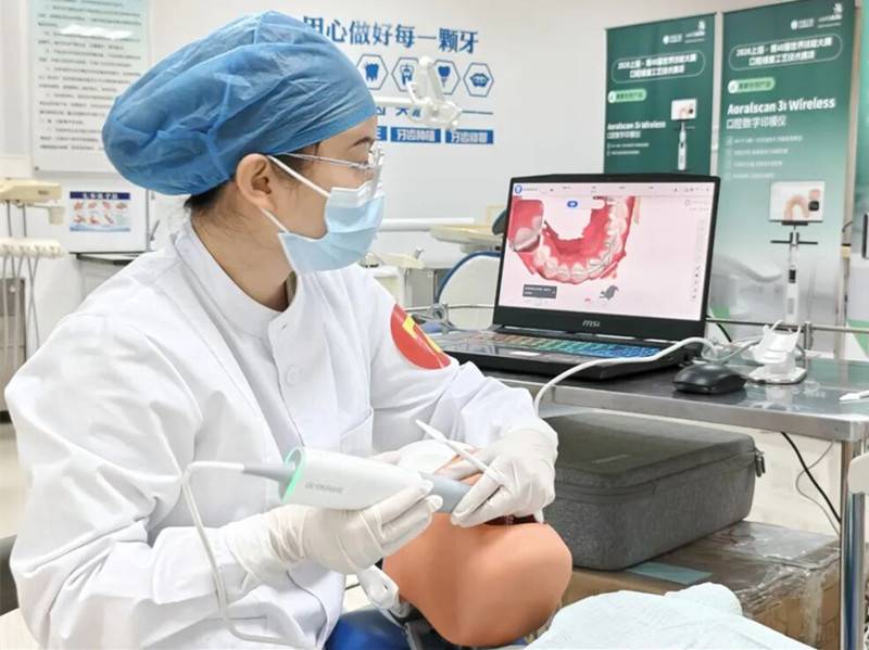 5月校企专栏 | 持续在场，务实托举！先临实力护航口腔数字化人才培养-先临三维扫描仪